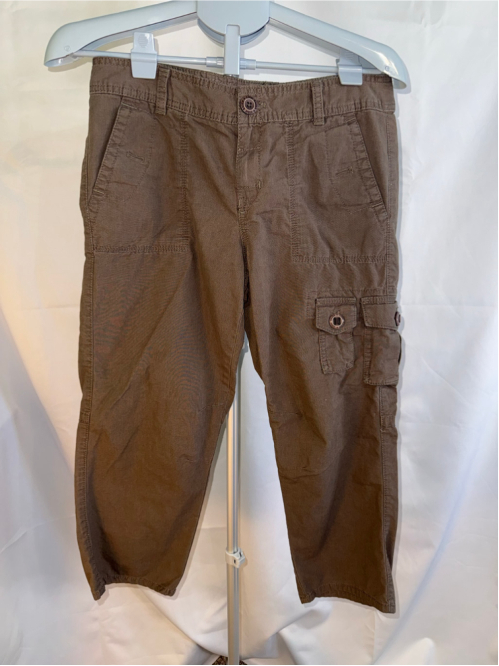 Women's Eddie Bauer Brown Shaw Fit Cargo Capris‎ Size 8